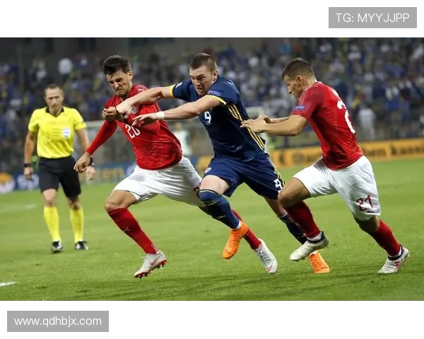 欧洲杯预选赛精彩回顾：球队争夺晋级机会的激烈竞争与走势分析