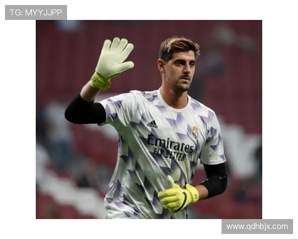 库尔图瓦:2欧冠+4西甲+2英超+世界杯金手套的荣誉解析 库尔图瓦:2欧冠+4西甲+2英超+世界杯金手套的荣誉解析