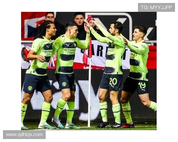 阿尔瓦雷斯与伊萨克:技术型中锋的进攻效率及战术角色对比分析 阿尔瓦雷斯与伊萨克:技术型中锋的进攻效率及战术角色对比分析