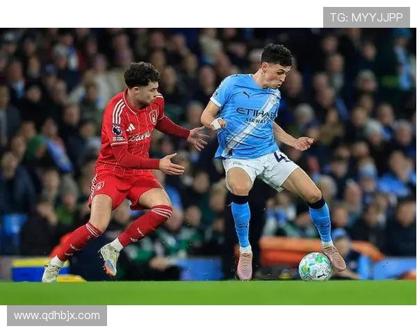 曼城阵容豪华,但结构失衡问题逐步显现,对争冠形势产生影响 曼城阵容豪华,但结构失衡问题逐步显现,对争冠形势产生影响